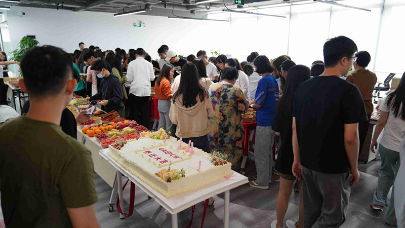 格瑞普電池國(guó)際營(yíng)銷(xiāo)中心大家庭