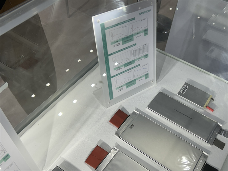 低溫、高倍率、高壓電芯