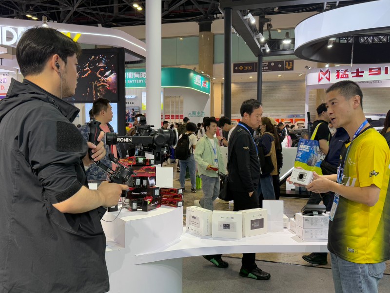 充電器燃情時刻