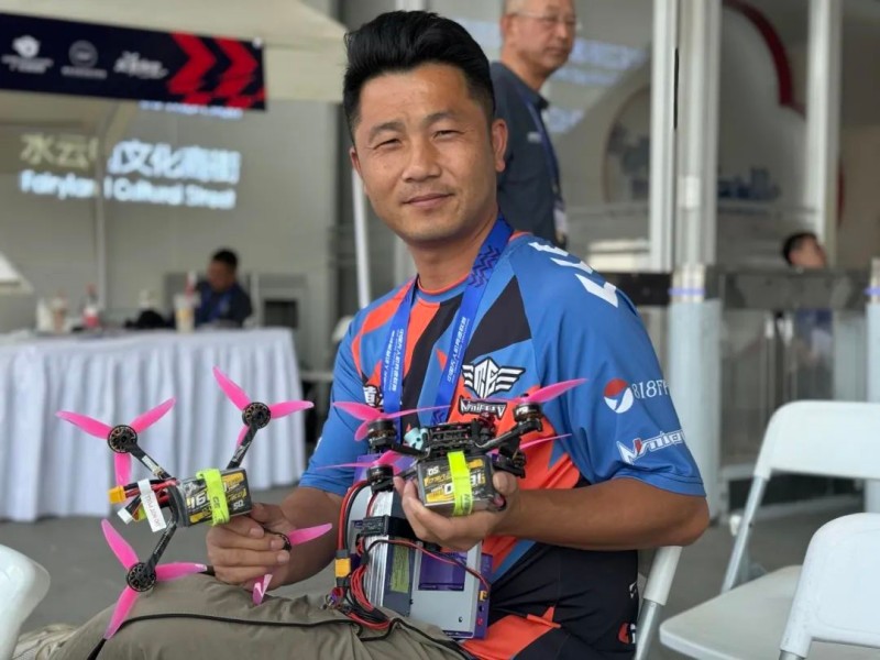 V6新品一電難求 V6新品一電難求