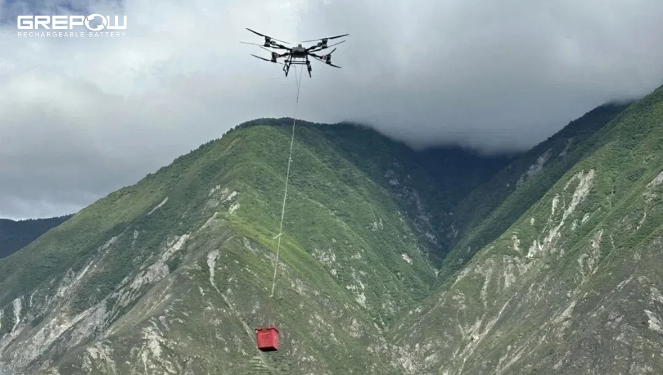 重載無(wú)人機(jī)運(yùn)輸物品