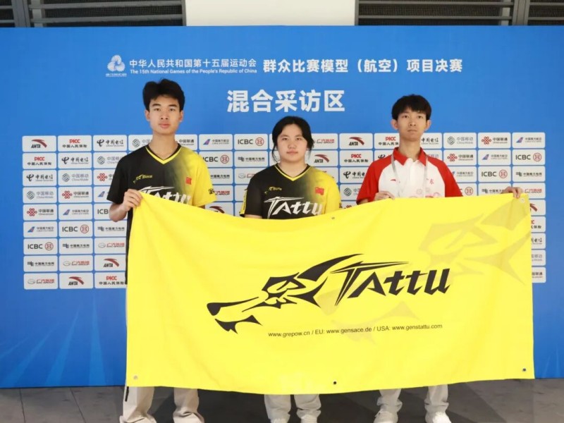 孔海森、何雨瞳、李皓哲